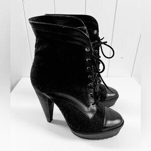 Pour La Victoire lace up bootie leather wool ankle booties witchy size 8
